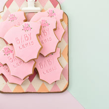 Load image into Gallery viewer, Girl and Boy Cookies